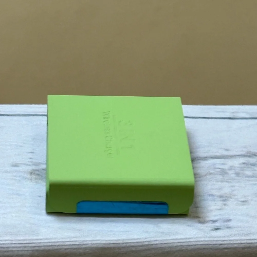 3-in-1 Wireless Travel Charger with MagSafe